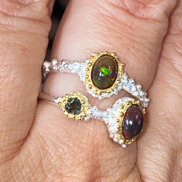 Gorgeous Genuine Ethiopian Opal Sapphire Ring - Picture 4 of 16